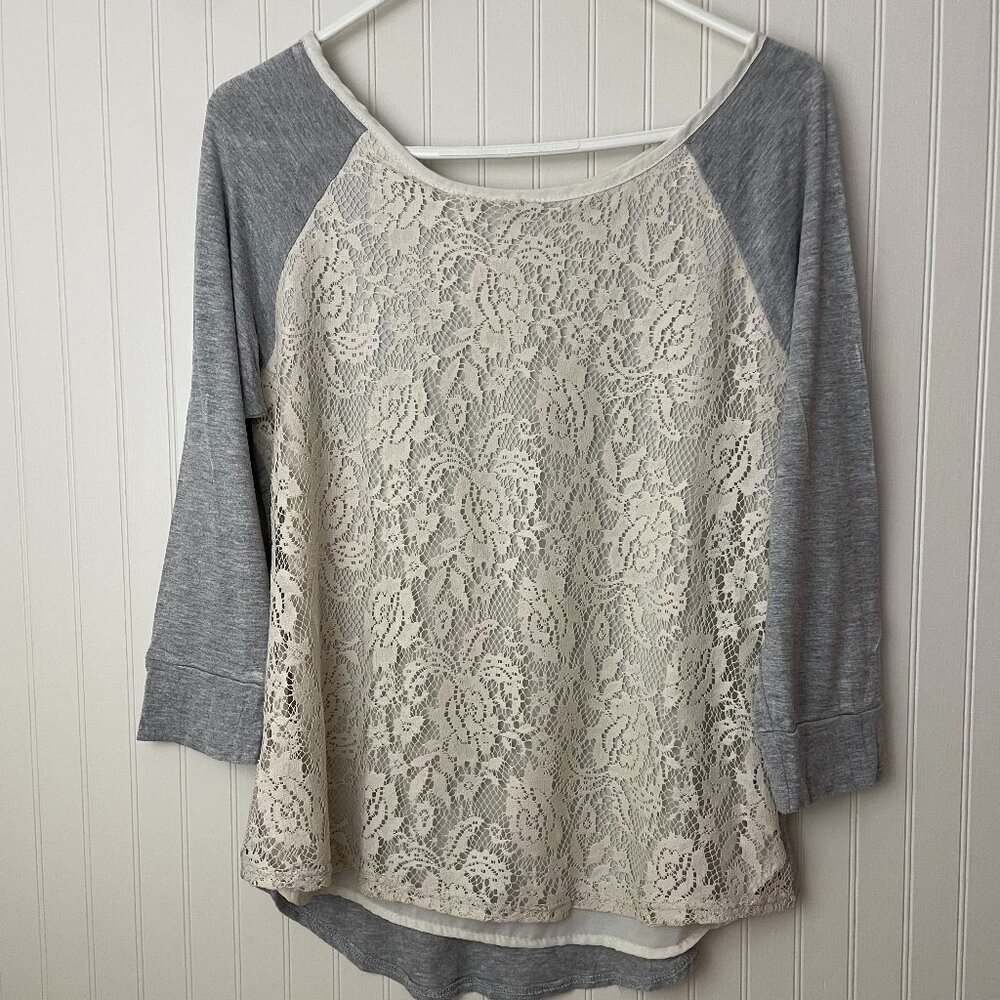 Market & Spruce Lace Front Jersey